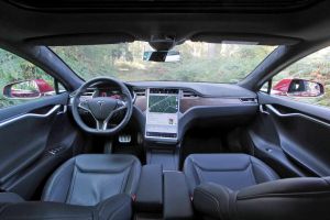 Voiture de sport électrique Tesla - Model S